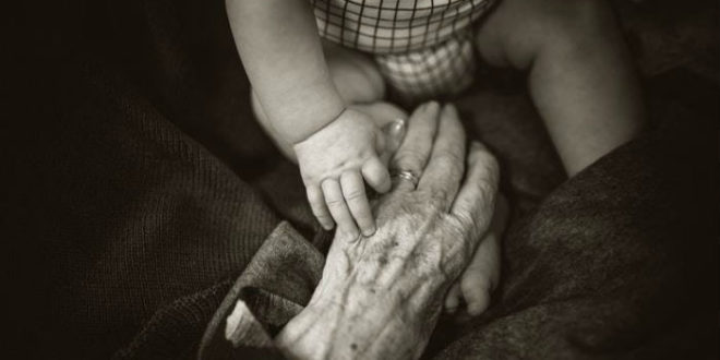 Γιαγιάδες και παππούδες, σημαντικοί άνθρωποι της ζωής μας.