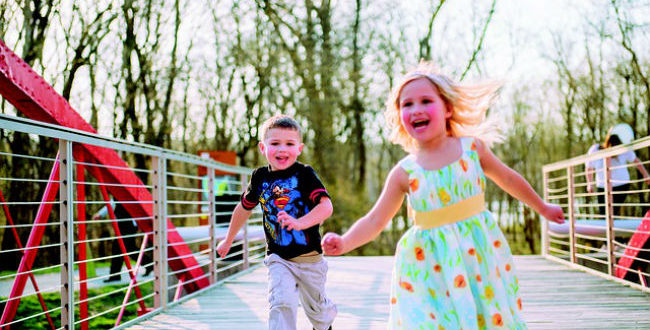 Τα παιδιά είναι για να πετάνε μακριά μη φοβάσαι φίλη μου