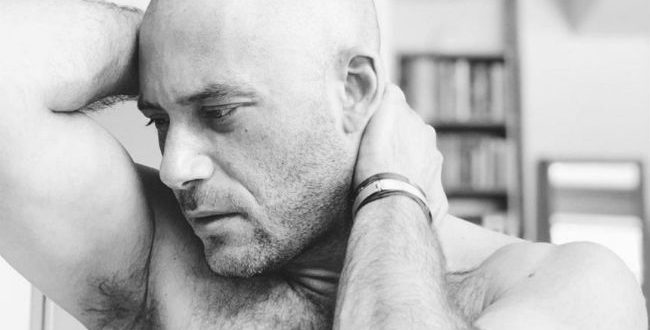 Αντίνοος Αλμπάνης: Η δημόσια αποκάλυψη για τις χημειοθεραπείες που κάνει