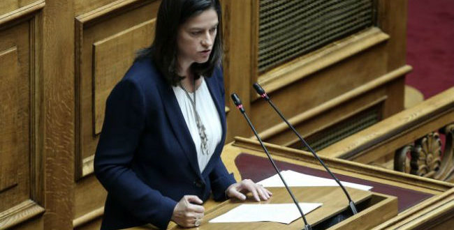 Κεραμέως: Τέλος οι αιώνιοι φοιτητές – Επιστρέφει η ελάχιστη βάση εισαγωγής στα Πανεπιστήμια