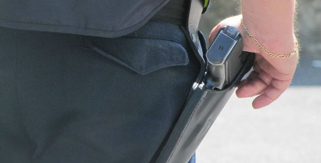 Σκηνές φαρ ουεστ στα Διαβατά: Δύο τραυματίες από πυροβολισμούς