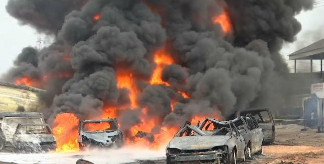 Τραγωδία : Πολύνεκρη έκρηξη βυτιοφόρου με καύσιμα στην Ουγκάντα