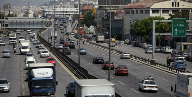 Τροχαίο στον Κηφισό - Τρεις ελαφρά τραυματίες