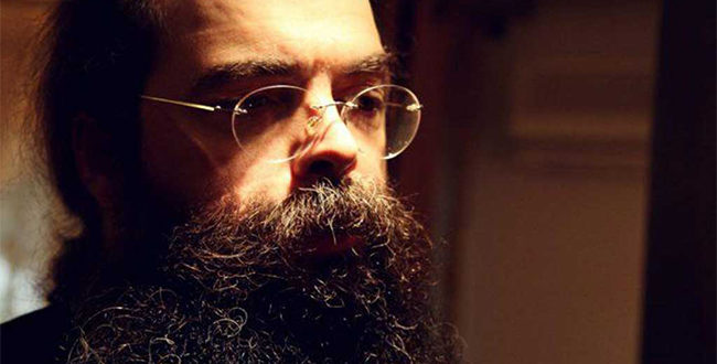 Πατήρ Ανδρέας Κονάνος: «Κάνουμε το παιδί σκουπίδι και μετά λέμε: Γιατί δεν μ’ αγαπάει το παιδί;»