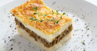 Η συνταγή της ημέρας: Λαχταριστό παστίτσιο με αφράτη μπεσαμέλ (φωτογραφία από newsbeast.gr)