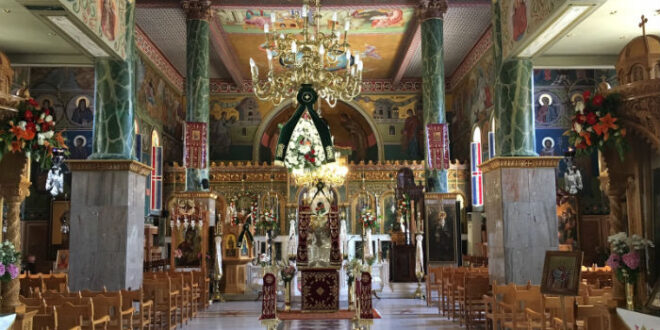 Τρέξτε στις εκκλησίες προτού τις ξανακλείσουν!